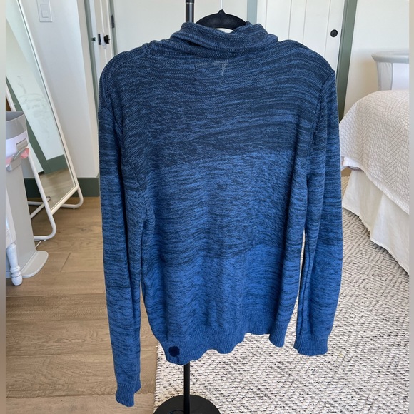 Men’s cowl neck sweater - Picture 2 of 4